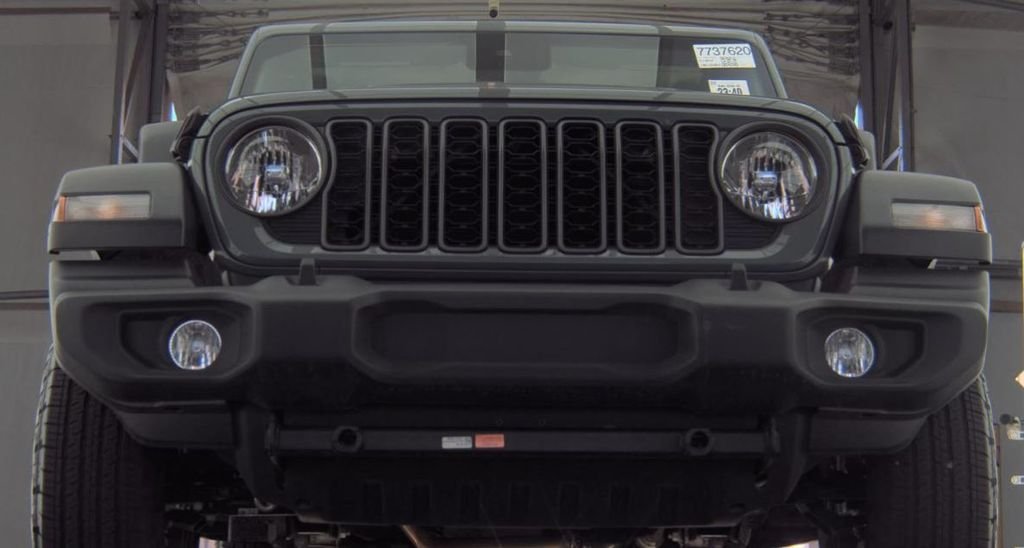 jeep wrangler 4-door 2024 1C4PJXDG0RW245726 image jeep wrangler 4-door 2024 1C4PJXDG0RW245726 image